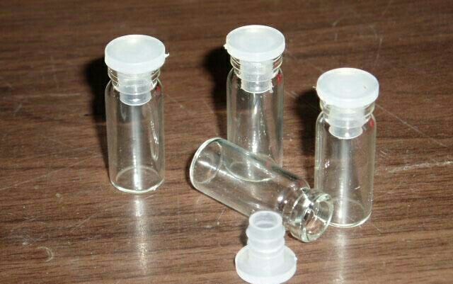 Ekonomični automatski samoljepljivi stroj za etiketiranje bočica s visokom bocom 20-90 s visokom bocom