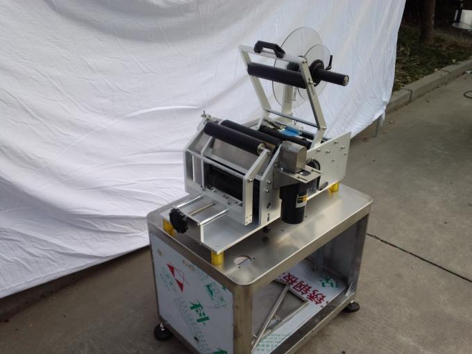 Prilagođeni automatski stroj za etiketiranje bočica za naljepnicu s malim bočicama penicilina