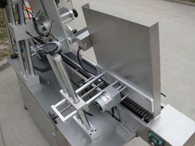 Brze male okrugle limenke, ljepljivi stroj, naljepnica za naljepnice za naljepnice za crne boce za oči, za kozmetiku