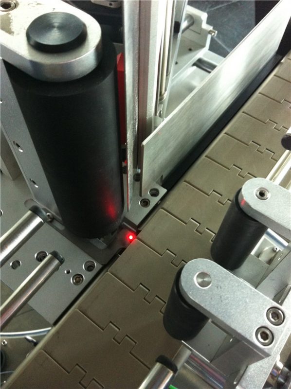 Naljepnica s okruglom bocom od jabuke / naranče / grožđa, naljepnica, polje za etiketiranje, polje za piće