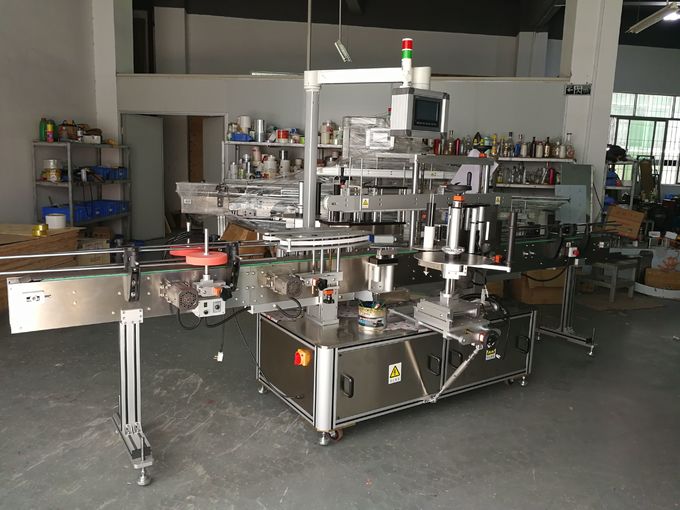 Samoljepljivi dvostrani stroj za etiketiranje s prednje i stražnje strane velike brzine 5000-8000B / H