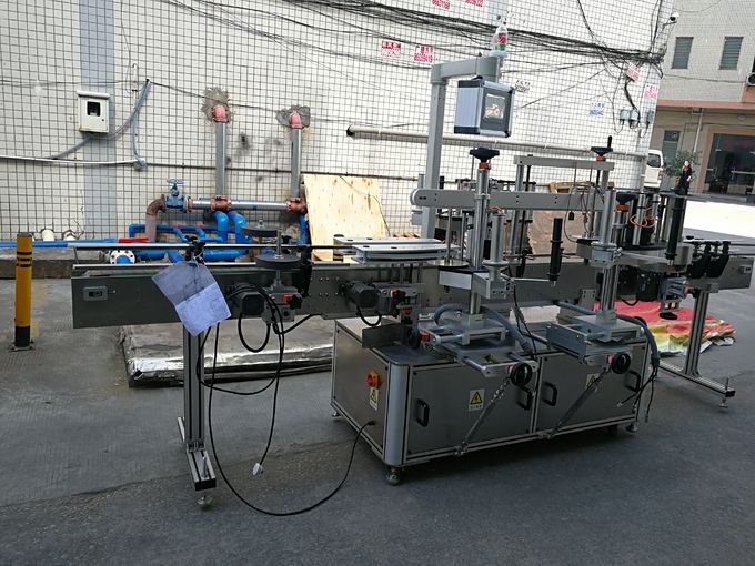 Samoljepljivi stroj za etiketiranje s tri naljepnice, napon 110V / 380V